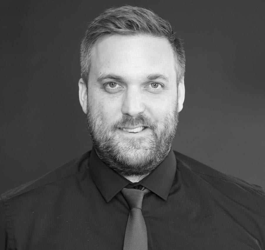 Headshot of Ian Meryyfield, Wealth Advisor for Whiskey & Wealth Club